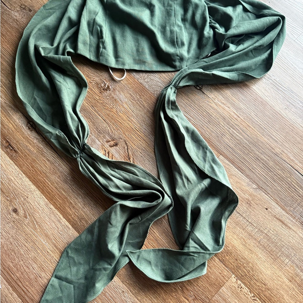 Elegant Green Headscarf